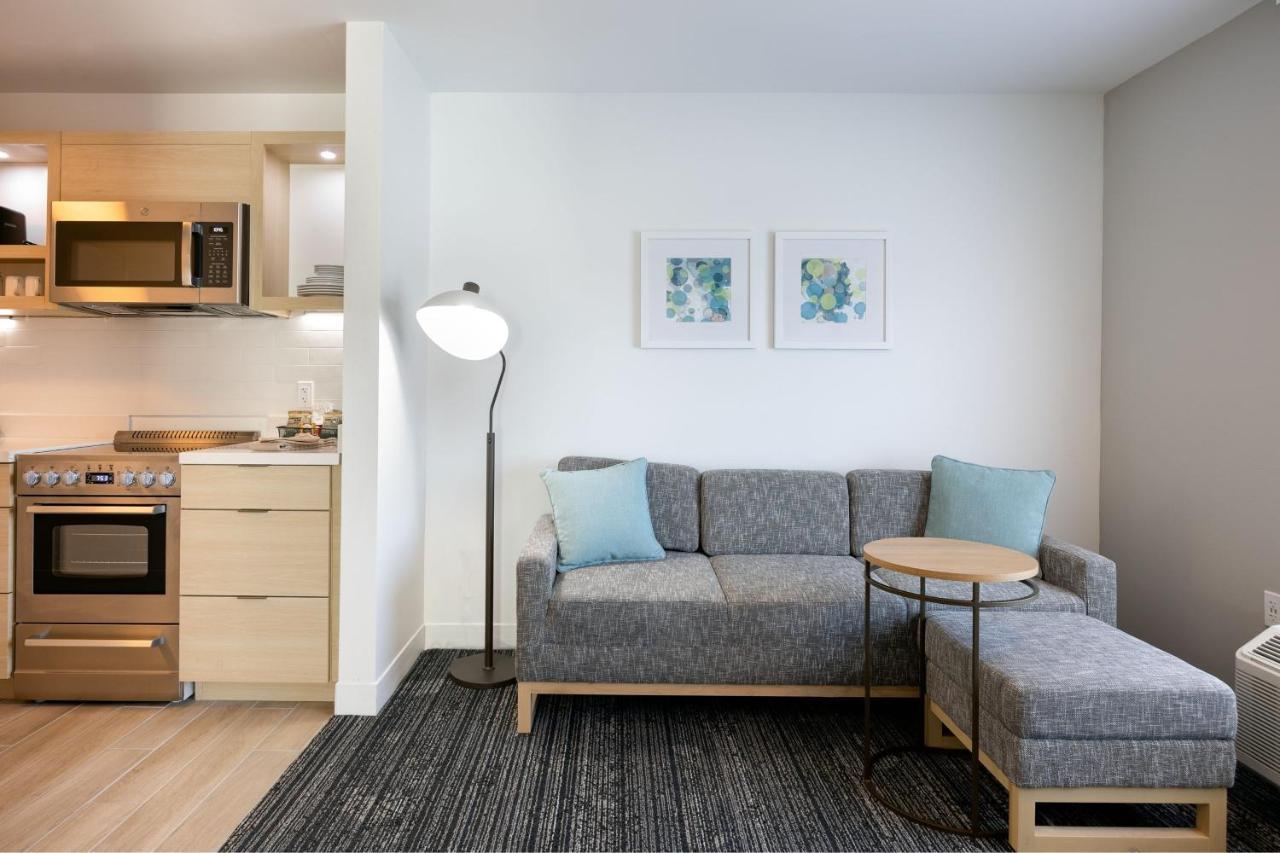 Towneplace Suites By Marriott Canton Riverstone Parkway Exterior foto