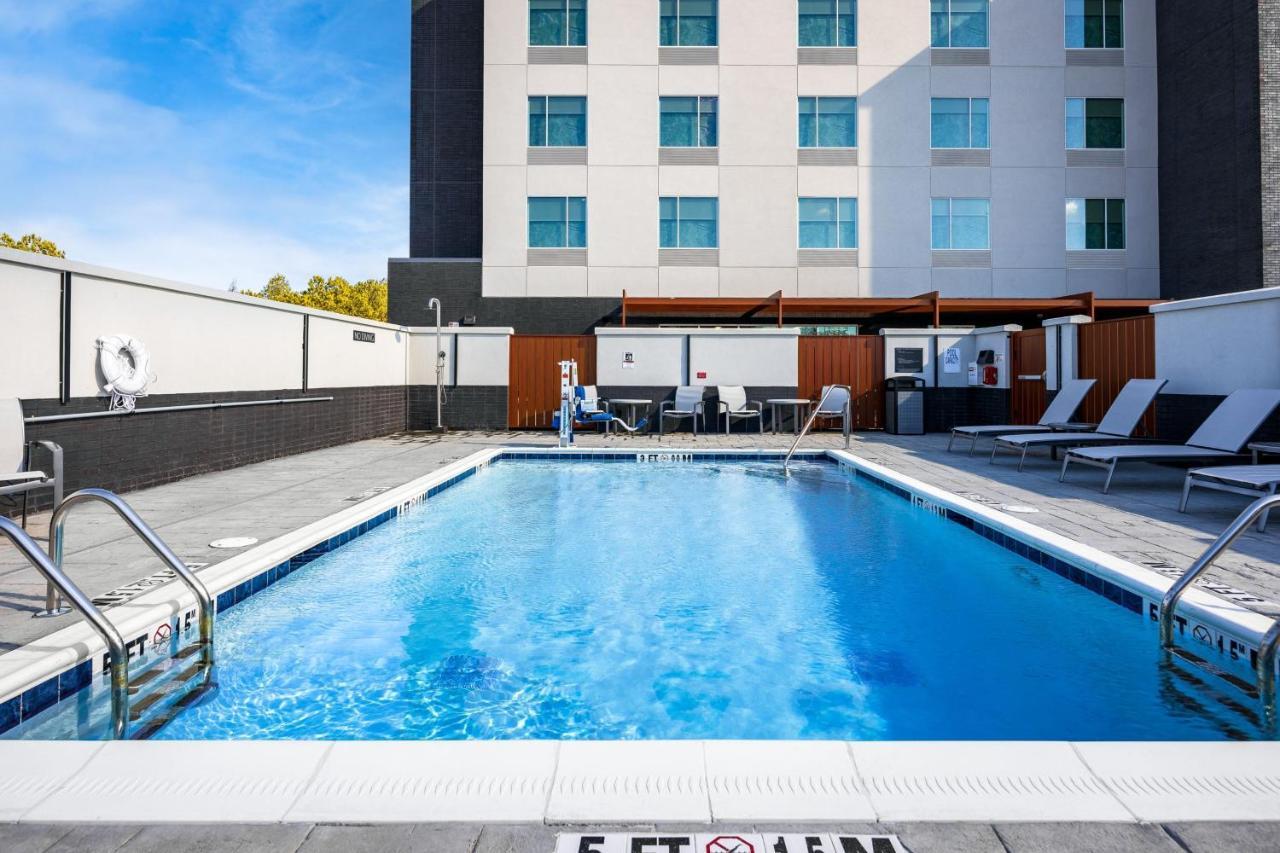 Towneplace Suites By Marriott Canton Riverstone Parkway Exterior foto