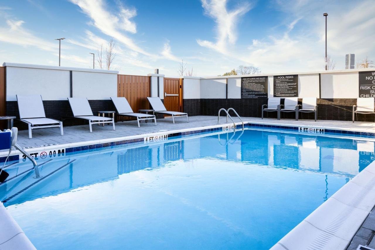 Towneplace Suites By Marriott Canton Riverstone Parkway Exterior foto